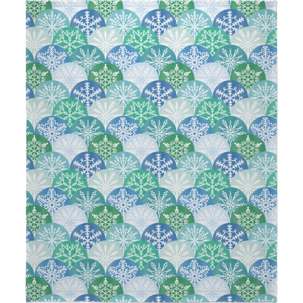 Christmas Snowflake Scallop Blanket, Plush Fleece, 50x60, Blue