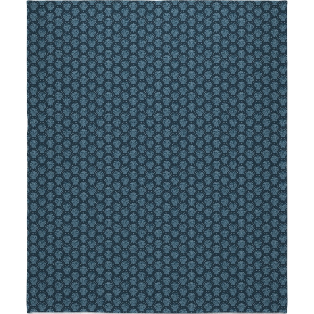 Pretty Scallop Shells - Navy Blue Blanket, Plush Fleece, 50x60, Blue