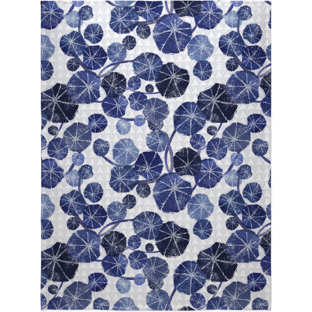 Art Deco Inspired Leaves - Blue Blanket, Fleece, 60x80, Blue