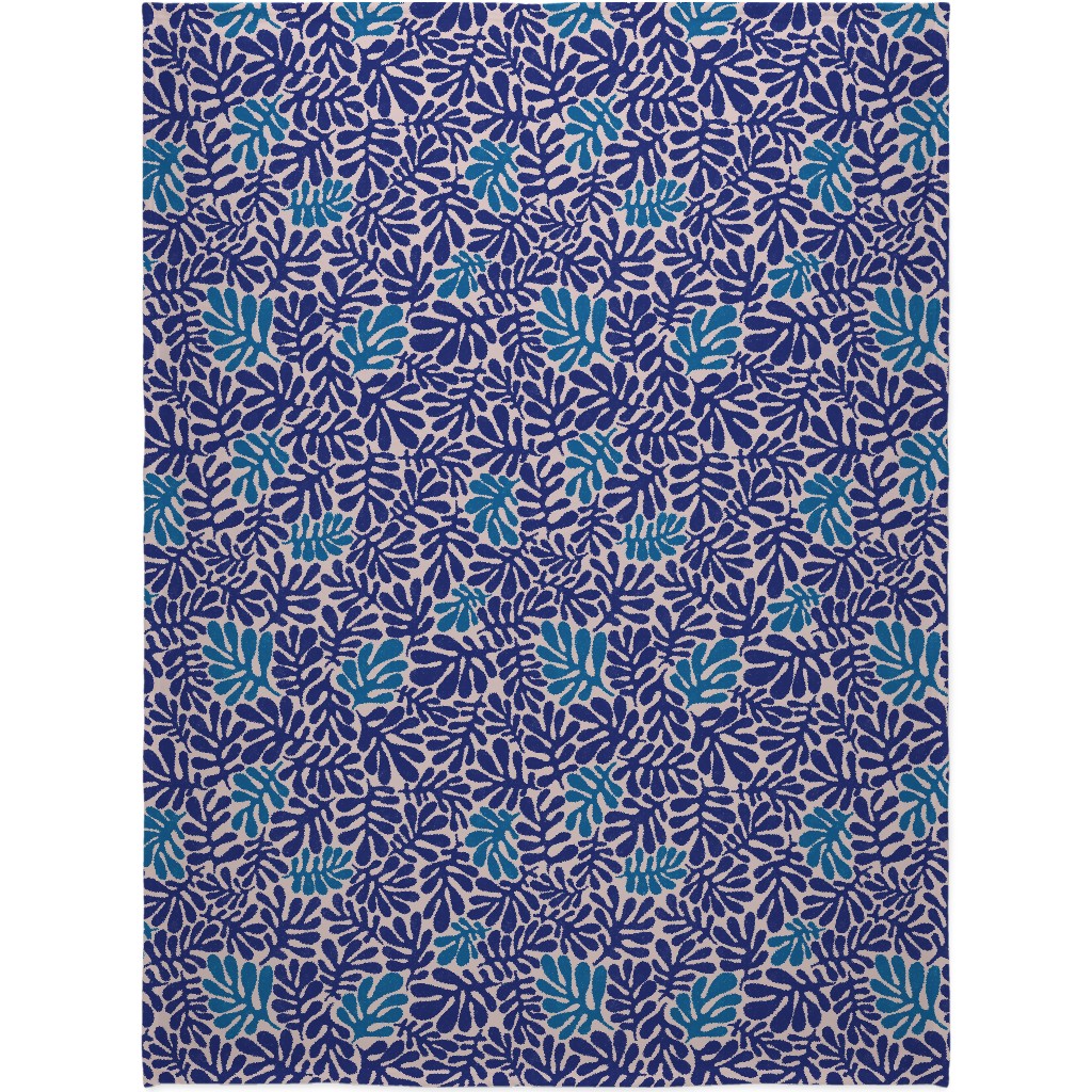 Organic Leaves - Blue Blanket, Fleece, 60x80, Blue, True Blue