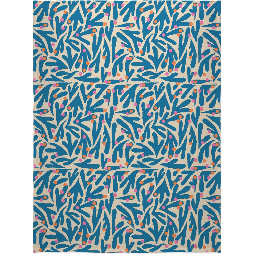 Funky Floral - Blue and White Blanket, Plush Fleece, 60x80, Blue, True Blue