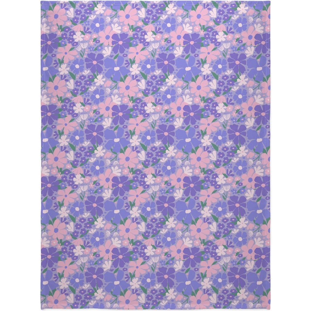 Blooming Garden on Lilac Blanket, Plush Fleece, 60x80, Purple, Purple