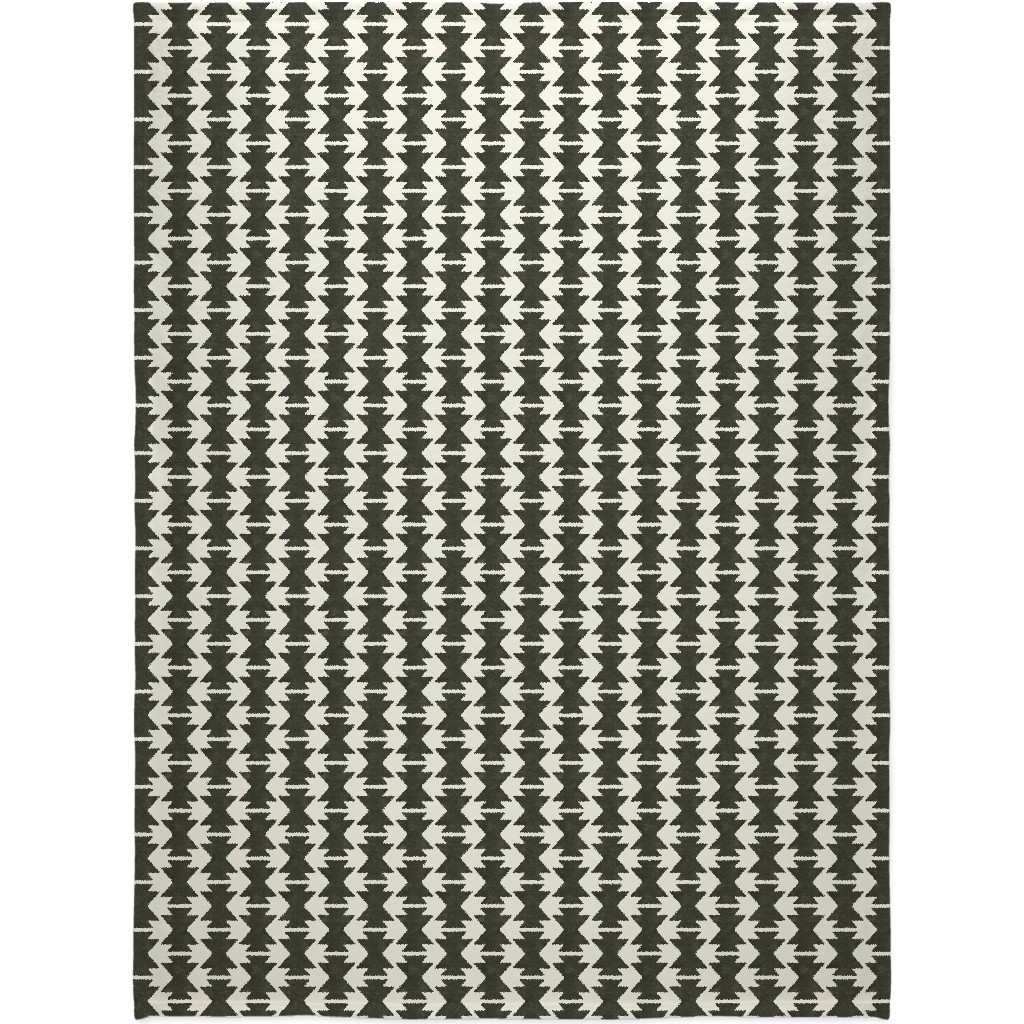 Bohemian Aztec Blanket, Plush Fleece, 60x80, Black, Dark Gray