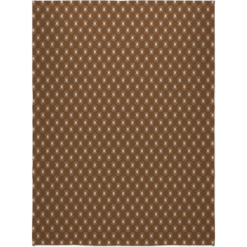 Autumn Acorn Rosehip Textured Damask Blanket, Sherpa, 60x80, Brown, Sap