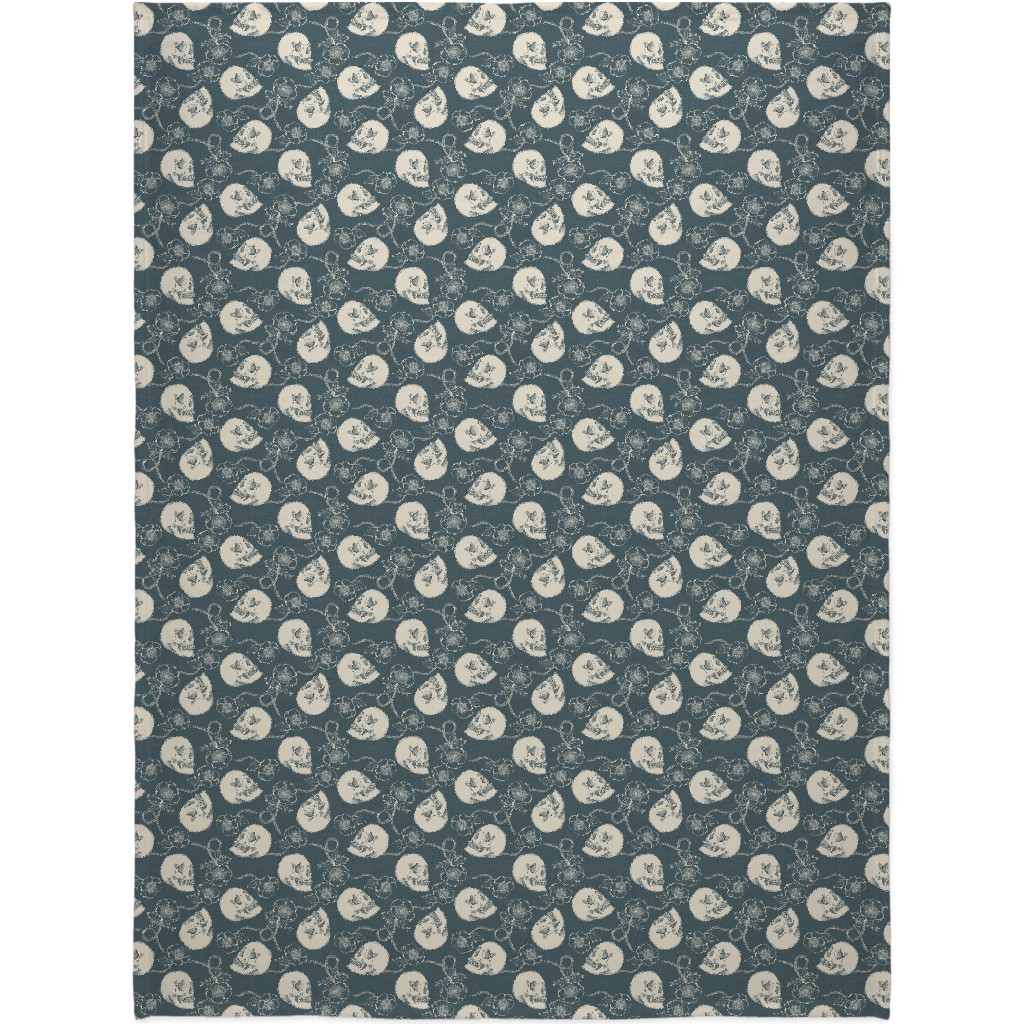 Skulls and Anemones - Grey Blanket, Sherpa, 60x80, Gray