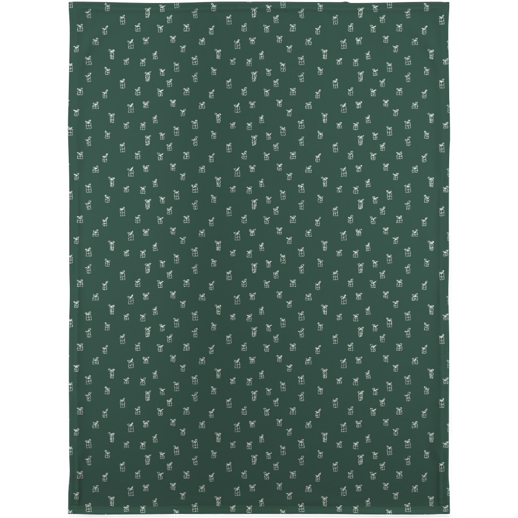 Christmas Presents on Green Blanket, Plush Fleece, 30x40, Green, Classic Green