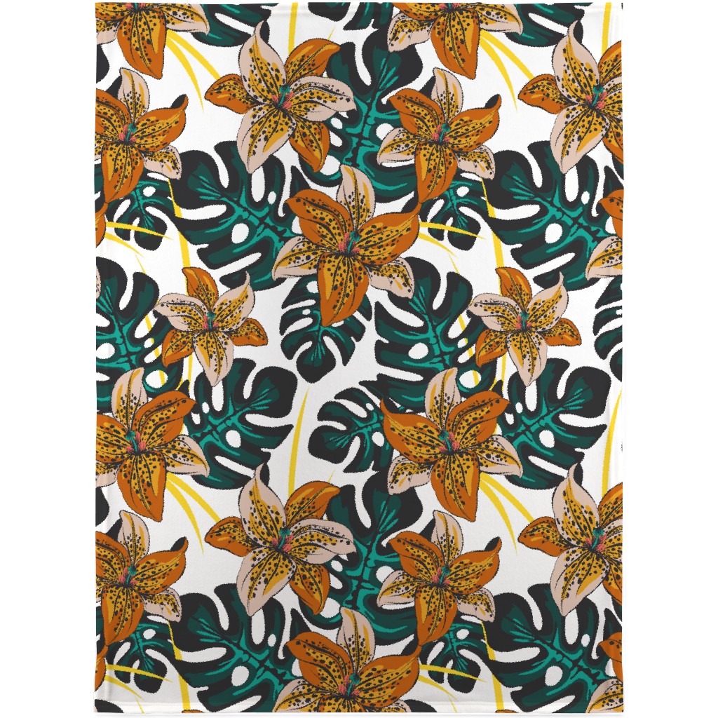 Tropical Lily on White Blanket, Sherpa, 30x40, Multicolor