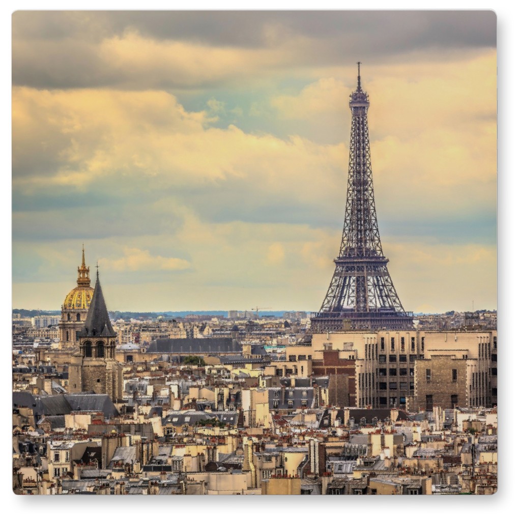 Eiffel Tower in Paris Skyline