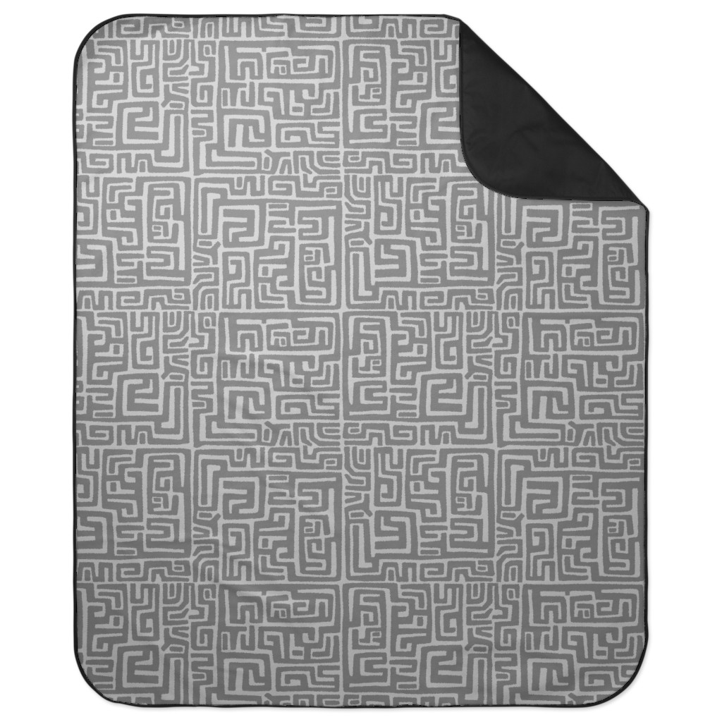 Maze Picnic Blanket, Gray