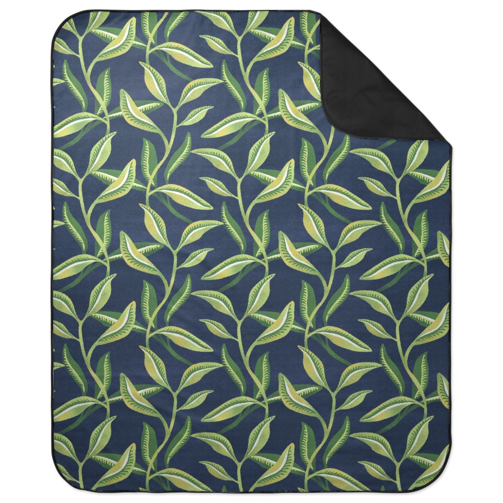 Leafy Vines - Green Picnic Blanket, Green