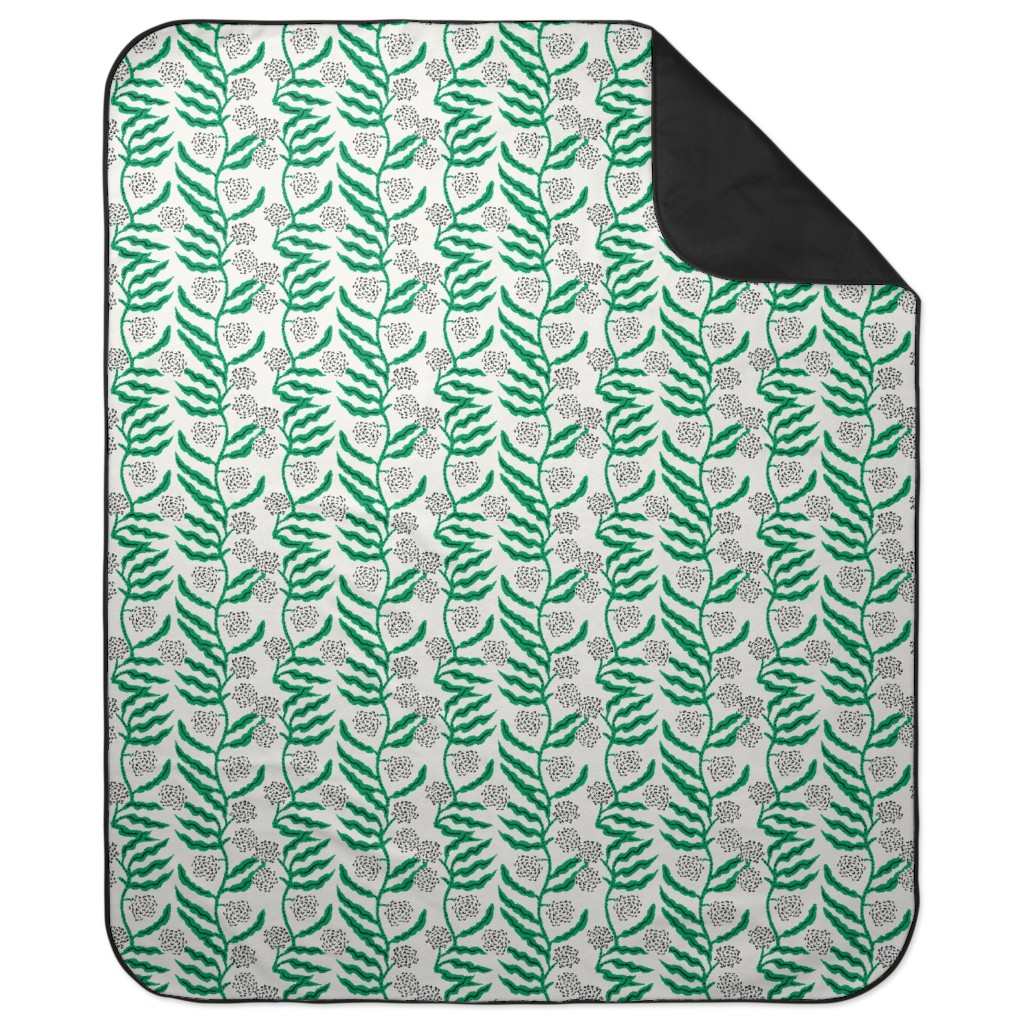 La Ville Vine Picnic Blanket, Green, Emerald