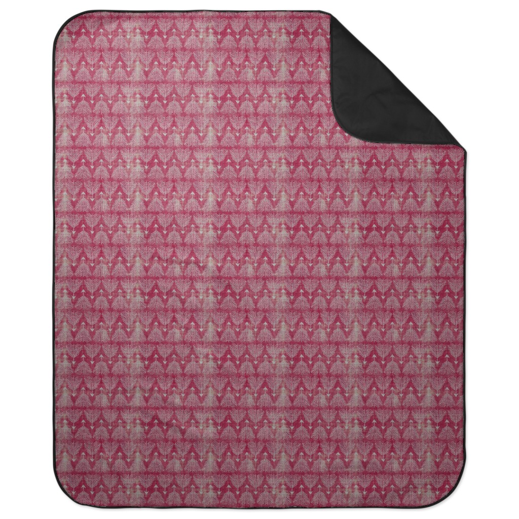 Django Arrows Picnic Blanket, Pink, Pomegranate