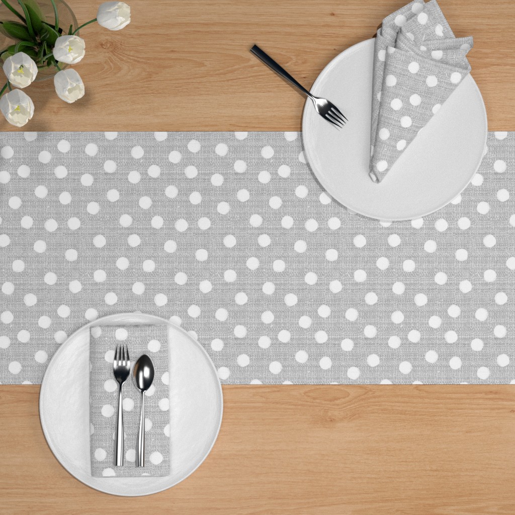 Polka dot on sale table runner