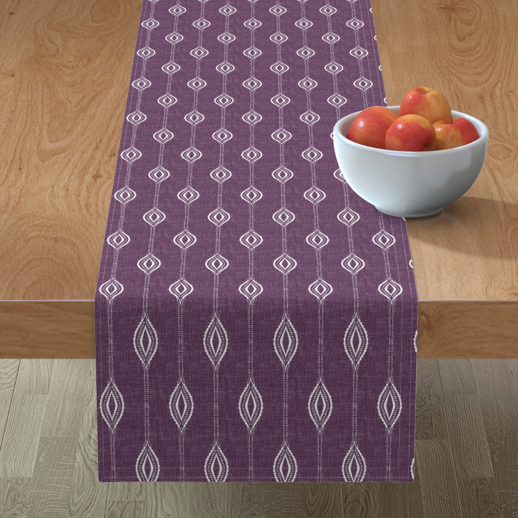 Diamant� - Eggplant Table Runner, 90x16, Purple